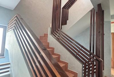 Casa/ Spatiu de Inchiriat - 2