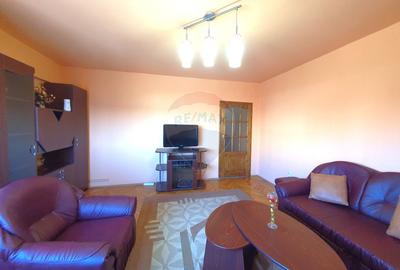 Inchiriez apartament 2 camere Vlaicu, decomandat, etaj 2, centrală gaz - 3