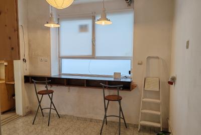 Garsoniera pretabila sediu firma zona Central - 4