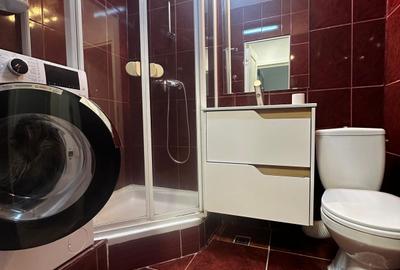 Apartament 3 camere  decomandat, etaj 2, centrala proprie, str. Almasul Mare - 12