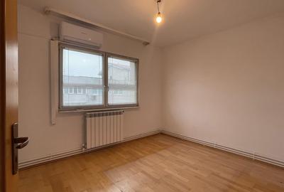 Tomis III, apartament cu 4 camere decomandate, centrala pe gaz, liber - 4