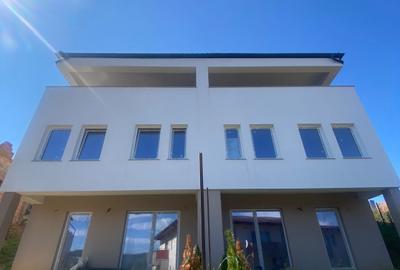 Casa tip Duplex panoramic, 4 camere, 110 mp, teren 225 mp,zona Fagului - 2