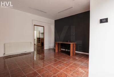 Spațiu comercial central, ideal pentru activități diverse – Str. Mihai Eminescu, - 2