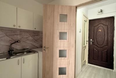 Garsoniera renovata 21 mp utili zona Steaua - 3