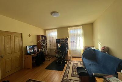 Apartament 2 camere de vânzare – etaj 1, zonă liniștită - 1