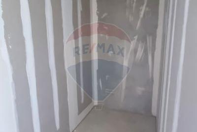 Vă propunem spre vânzare o casă deosebită - 21