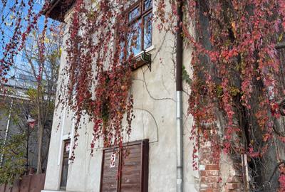 Splaiul UNIRII,stradal,fix pe cheiul Dambovitei,locatie exceptionala in centru - 9