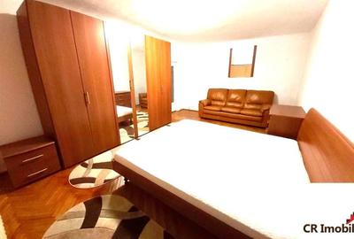 Apartament cu 4 camere decomandat în Unirii