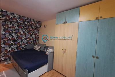 Royal Imobiliare - Vanzare apartament 4 camere zona Piata Mihai Viteazu - 8
