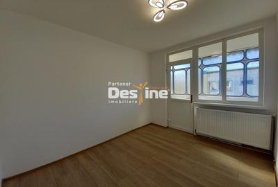 Apartament 2 camere 46 mp model decomandat, renovat in totalitate - Roman - 1
