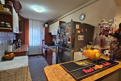 Apartament 3 camere decomandat zona Judetean,mobilat,122500 Euro - 6