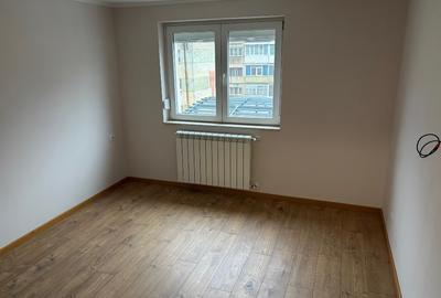 Apartament complet renovat - vedere spre mjnte - 3