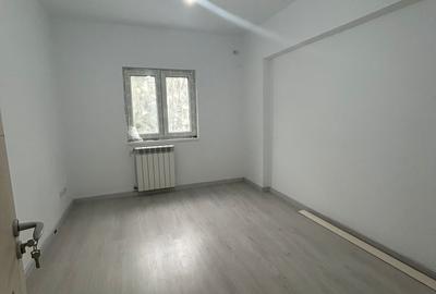 Apartament 3 camere - Zona Sud - etaj 2- 70mp - 68000 euro negociabil - 1