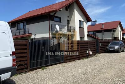 Casă individuală cu 5 camere în Tărlungeni