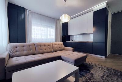 Apartament cu 3 camere semidecomandat în Pipera