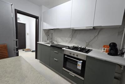 Metrou Aparatorii Patriei,2cam,dec,60mp,renovat,loc parcare,prima inchiriere. - 2
