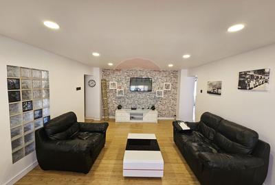 Apartament cu 3 camere de vânzare pe Magheru/Valcea - 1