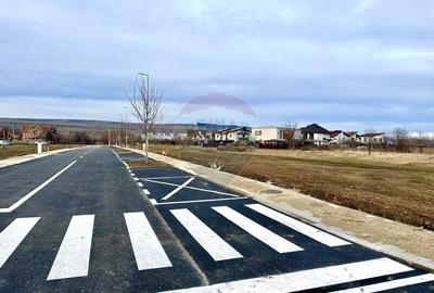 Teren construibil de vanzare in Someseni! Liu!  600 MP - 7