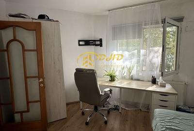 Apartament 3 camere decomandate, zona Canta. - 1