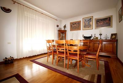 Casa 4 camere de vanzare in Floresti - 1