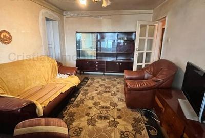 Apartament cu 2 camere semidecomandat în Obor