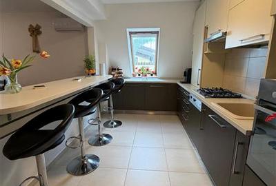 Vanzare apartament 4 camere pe 2 etaje, 3 bai, Urban Residence - 17