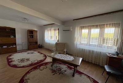 🏡 Oază de liniște și eficiență: Casă cu vedere spre mănăstire și multe dotări - 9