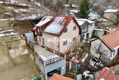 Casă 4 camere | Locație excepțională | Singur în curte | GARAJ - 1