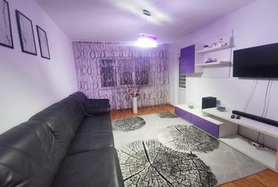 Apartament cu 2 camere decomandat, mobilat în Pelican