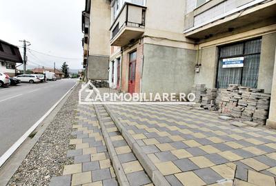 Hală + birouri si spatiu comercial 700 mp. teren 2.500 mp - 7