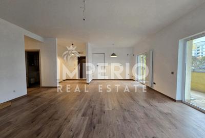 Apartament cu 3 camere semidecomandat în Bună Ziua