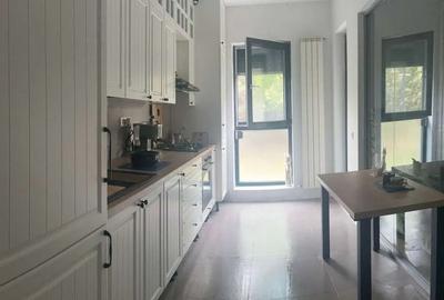 Apartament cu 2 camere decomandat, mobilat în Lujerului