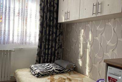 Apartament cu 2 camere nedecomandat în Florilor