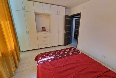 Vând apartament 3 camere – Mioriței - 1