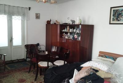 Vand casa cu4 cam. in zona  Mureseni - 8