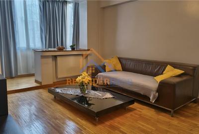 Apartament cu 3 camere semidecomandat, mobilat în Cișmigiu