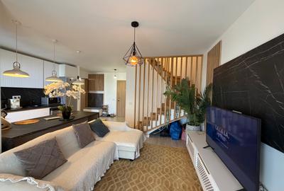 Apartament tip duplex în Parcului20,mobilat complet,Comision0 - 4