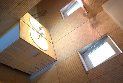 2 camere Tudor , mobilat / utilat , liber / bloc nou! - 12
