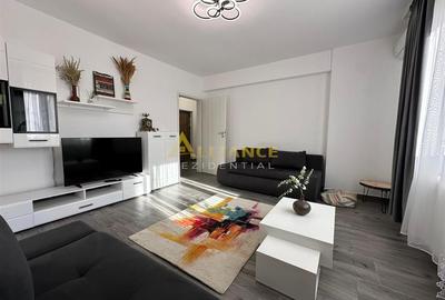 Apartament cu 2 camere decomandat, mobilat în Central