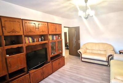 Apartament cu 2 camere decomandat în Viziru 3