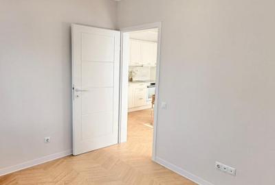 Apartament 3 camere, mobilat modern, etaj intermediar, zona Terra - 10