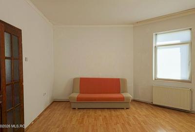 Lunei - Ion Neculce, 2 Apartamente. Mansarda 157 mp. Anexe, Lot 475 mp - 24