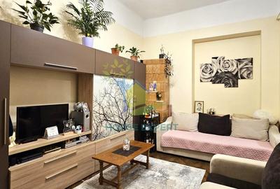 Apartament cu 3 camere semidecomandat, mobilat în Centrul Istoric