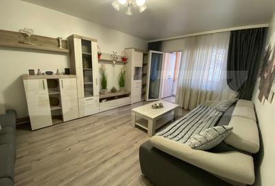 Apartament 3 camere, 75 mp, zona Soarelui - 2