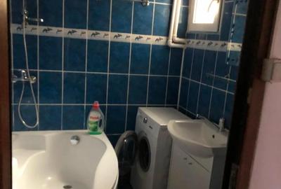 Apartament cu 2 camere semidecomandat în Giurgiului