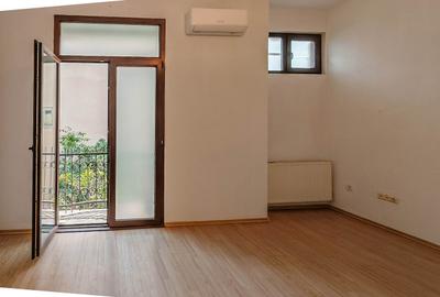 Vilă spațioasă de închiriat, 11 camere, București - 5