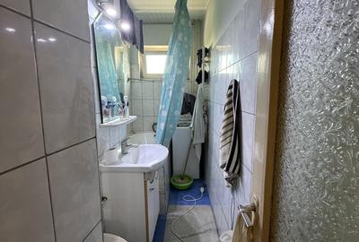 Apartament cu 2 camere, etaj 3, 42 mp utili, cu balcon si boxa - Girocului - 4