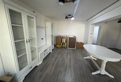 Ap 4 cam transformat in 3, et 1, renovat complet, zona Inspectoratul Scolar - 4