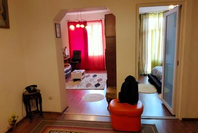 Inchiriere 3 camere in vila - 11