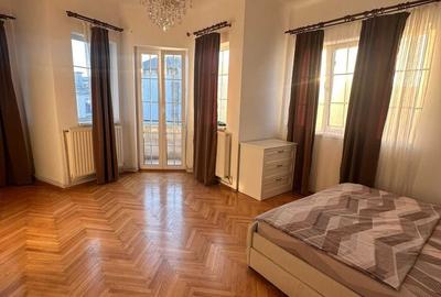 Apartament de epoca in inima Constantei - 1